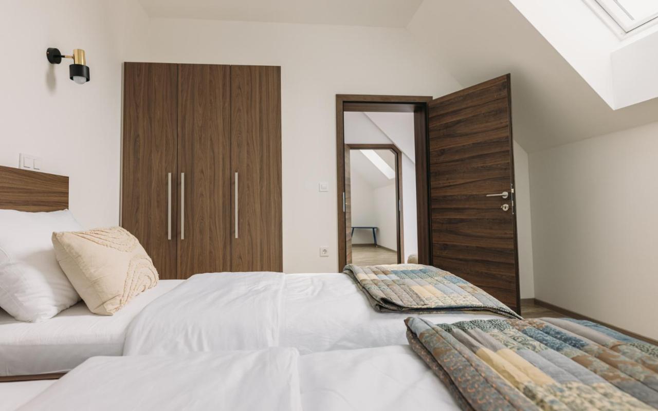 Hisa Na Ravnah Hotel Pišece Buitenkant foto