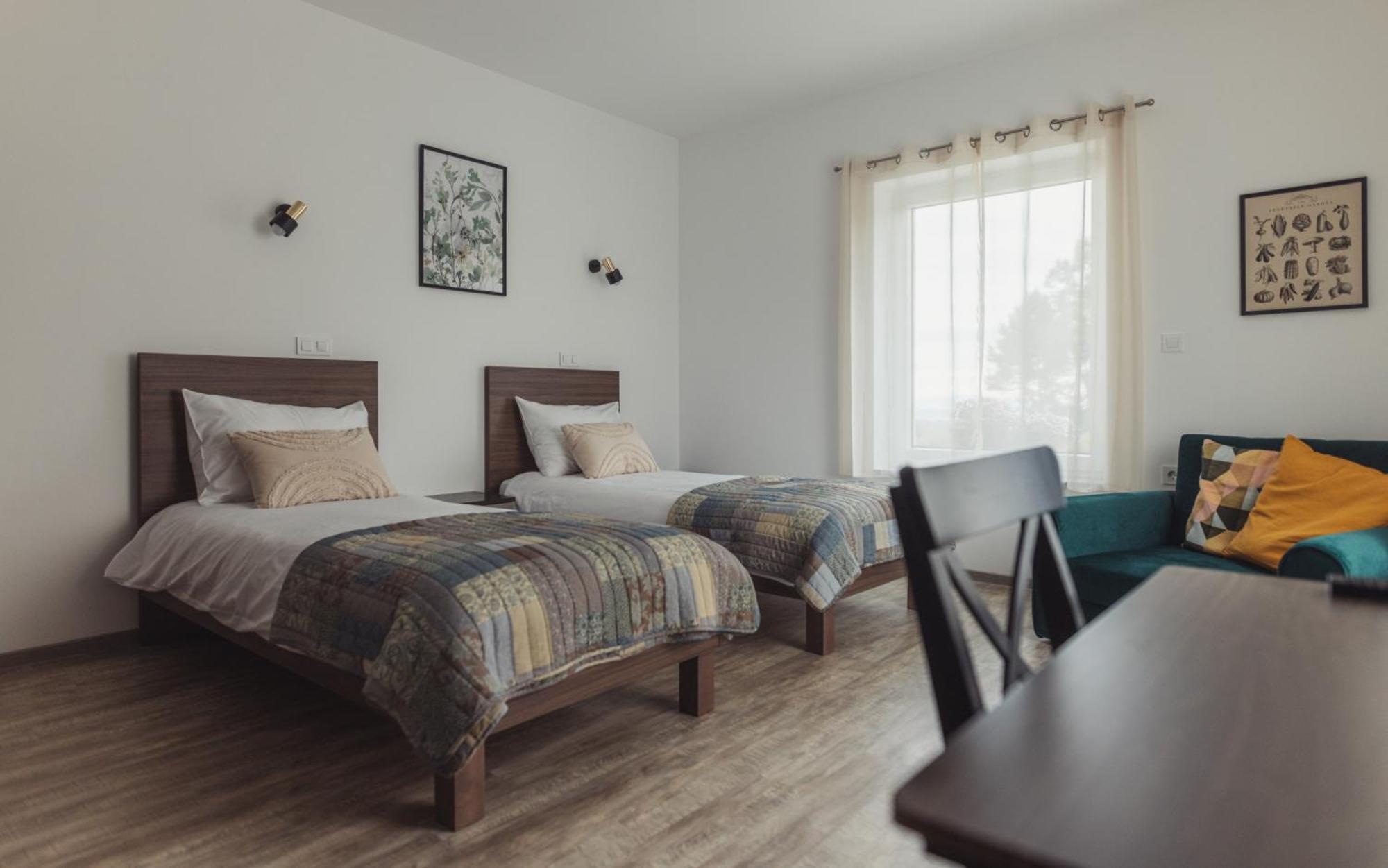 Hisa Na Ravnah Hotel Pišece Buitenkant foto